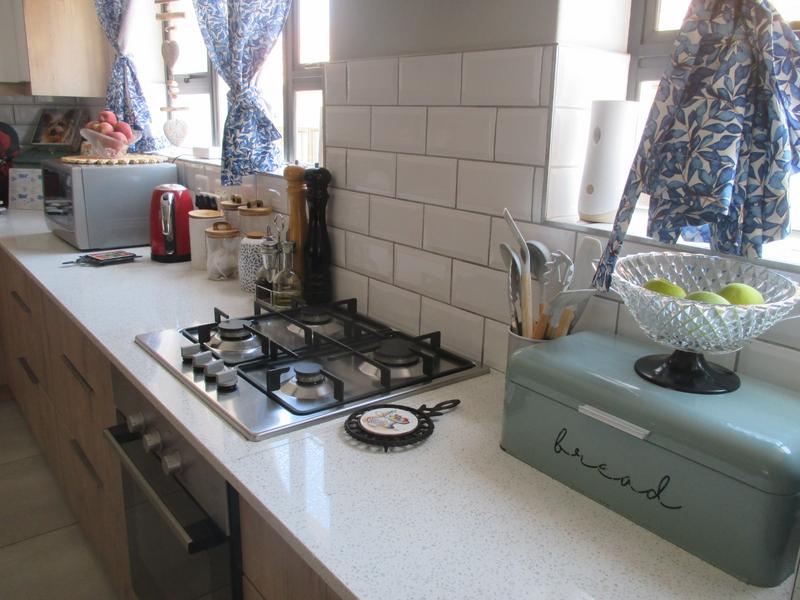 To Let 3 Bedroom Property for Rent in Dana Bay Western Cape